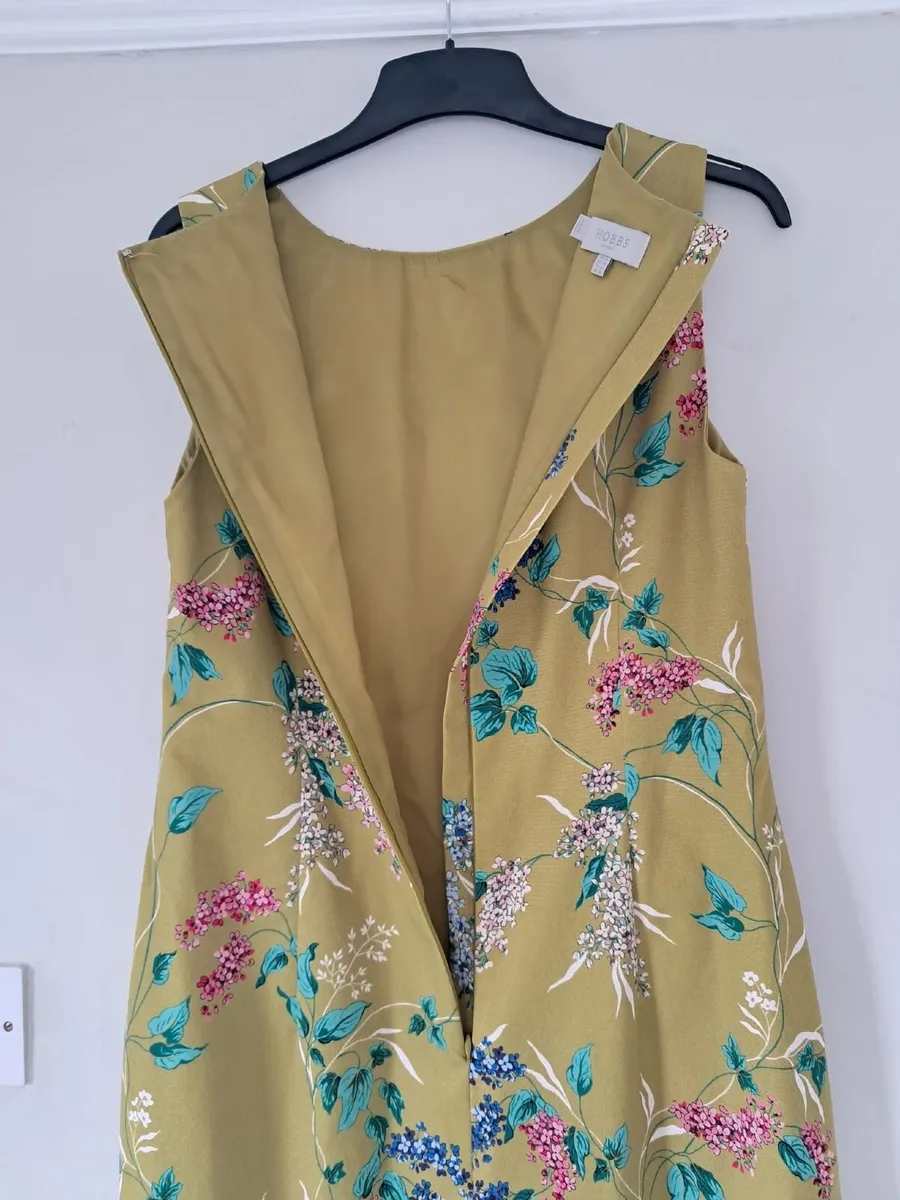Lovely summery Hobbs dress - Image 2
