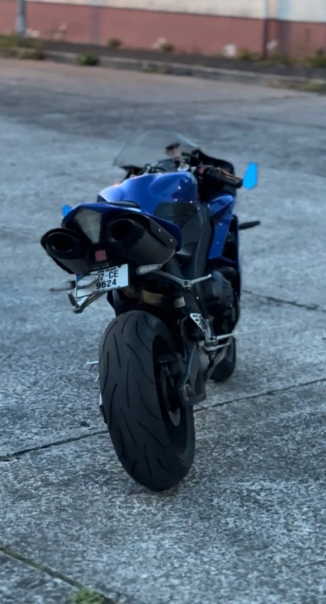 YAMAHA YZF R1 2007 - Image 1