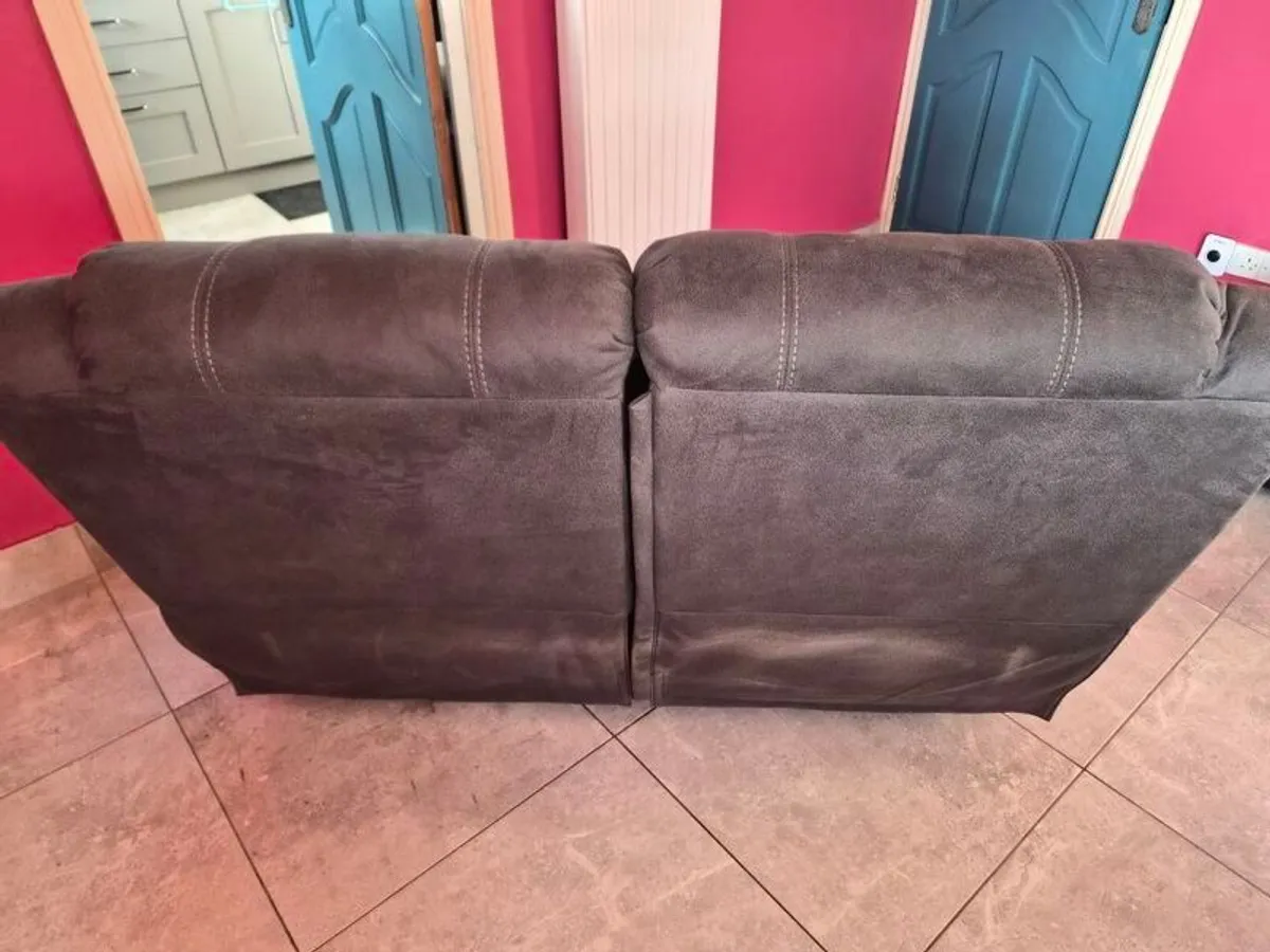 2 Seater Sofa - Image 3