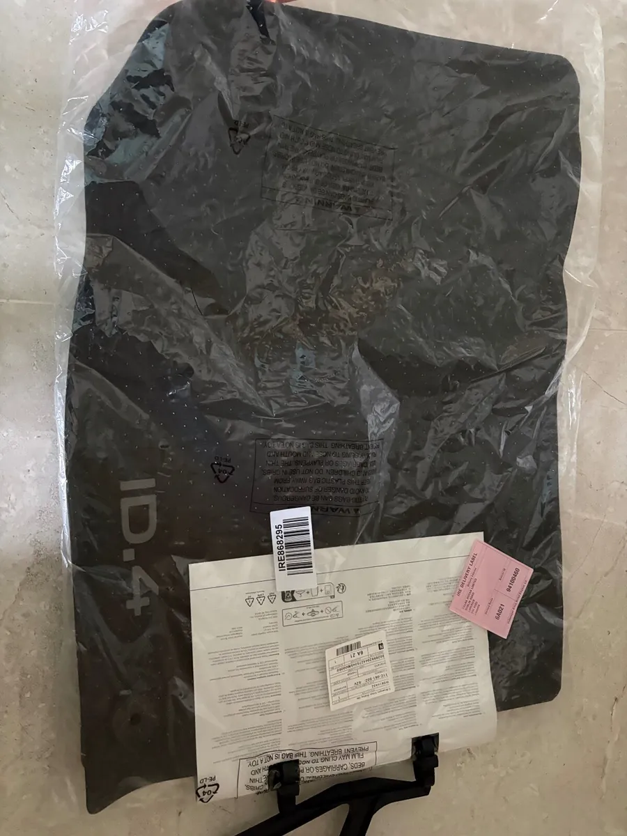 Volkswagen id4 Car Mats - Image 1