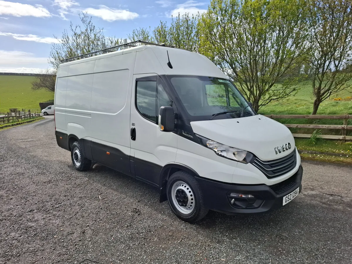 2022 Iveco Daily hi-matic - Image 1