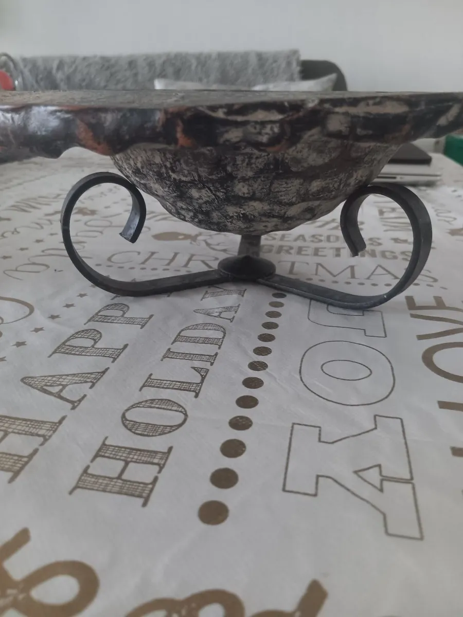 Stone bowl - Image 1