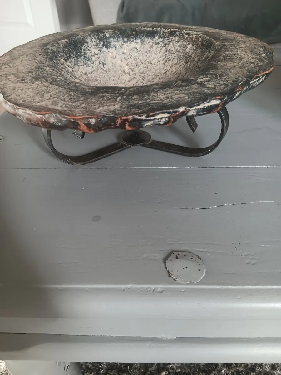 Stone bowl - Image 2