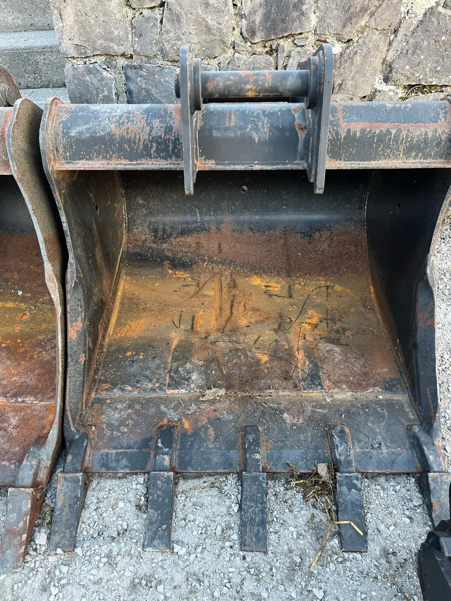 Geith buckets - Image 3