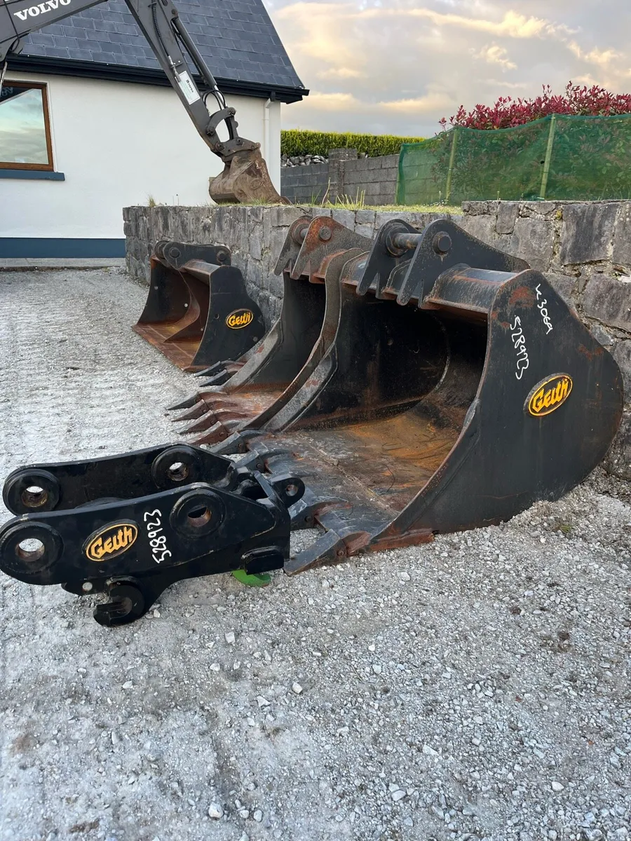 Geith buckets - Image 2