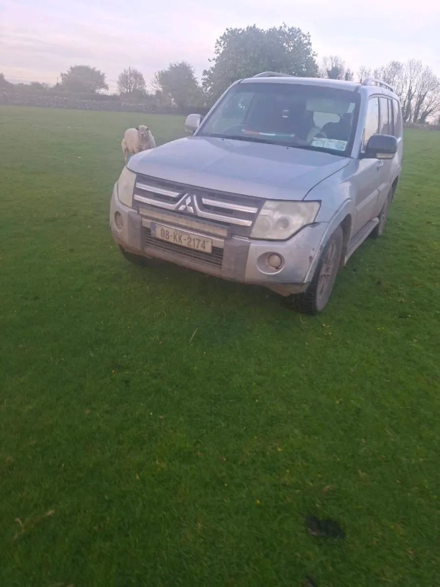 Pajero 3.2 - Image 2