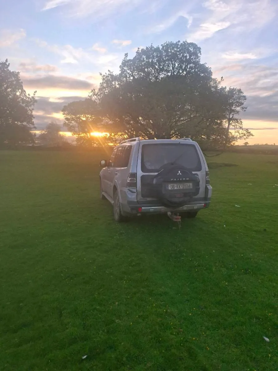 Pajero 3.2 - Image 4