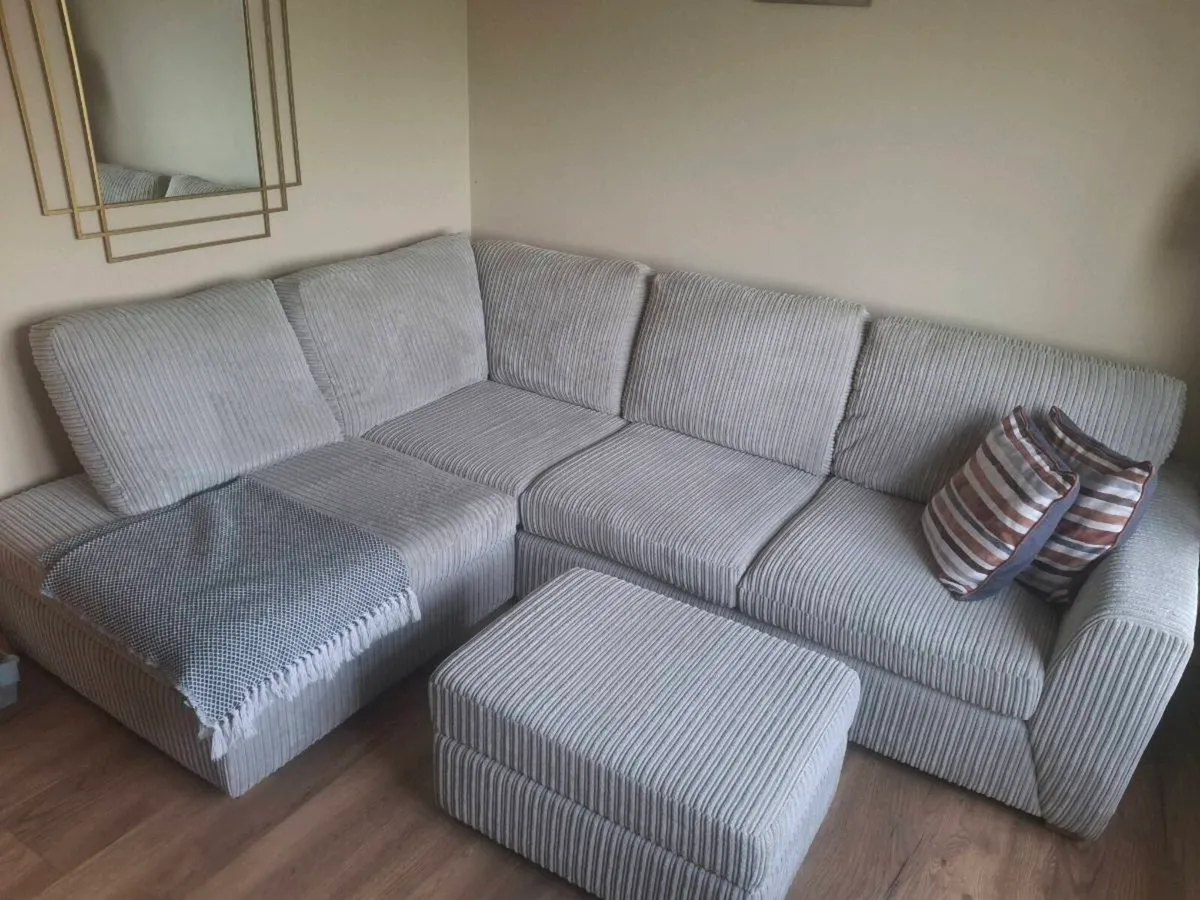 L shaped Sofa & storage foot rest
