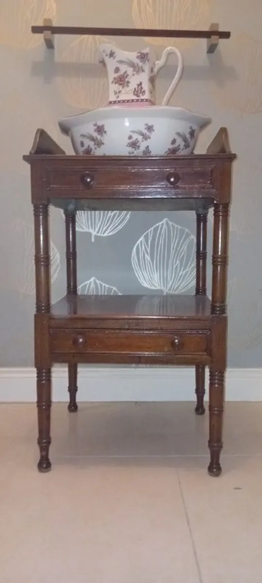 Vintage wash stand - Image 1