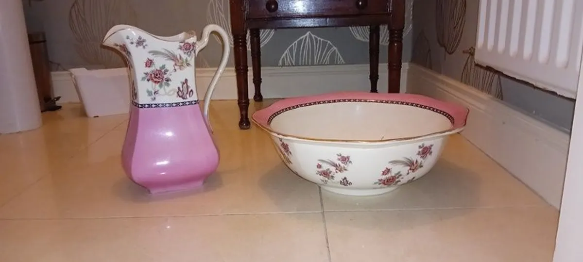 Vintage wash stand - Image 3