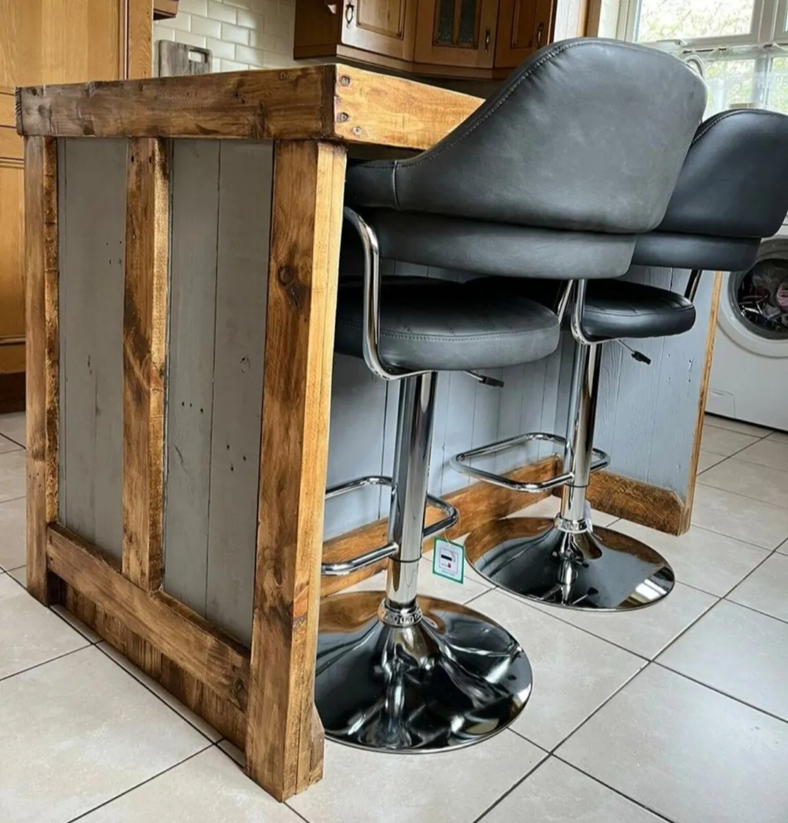 Kitchen island - Image 3