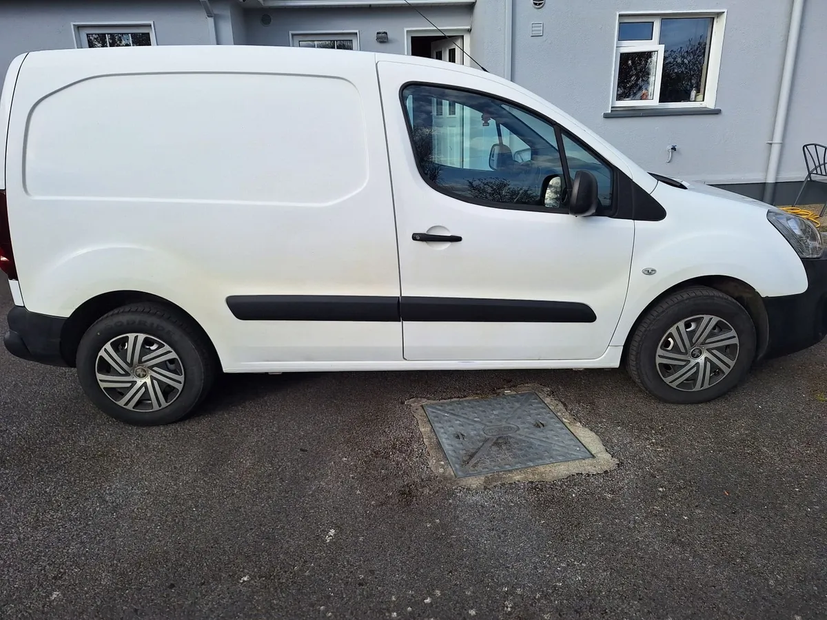 Peugeot Partner 2017 - Image 2