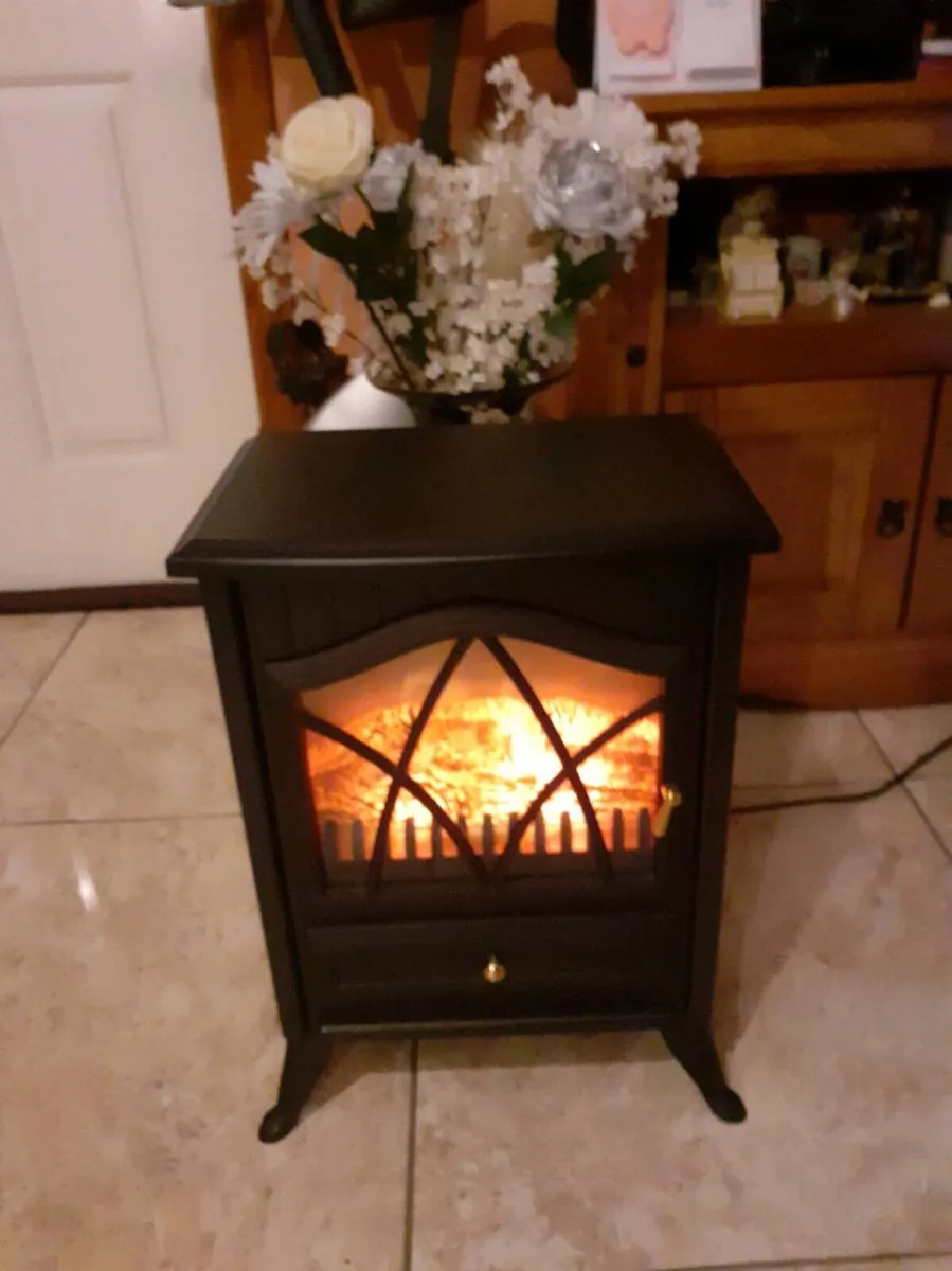 Electric Heater with coal effect - Image 1