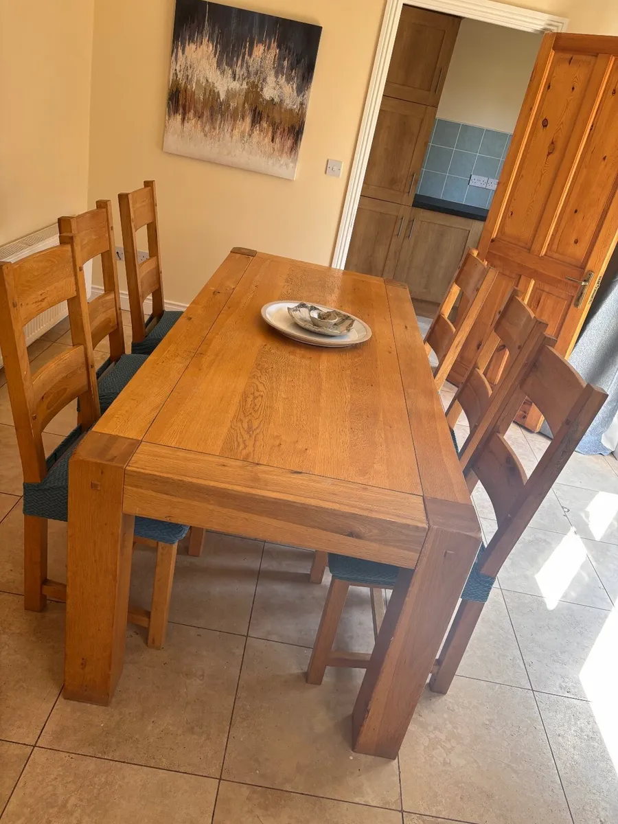 Dining Room Table & Chairs - Image 1