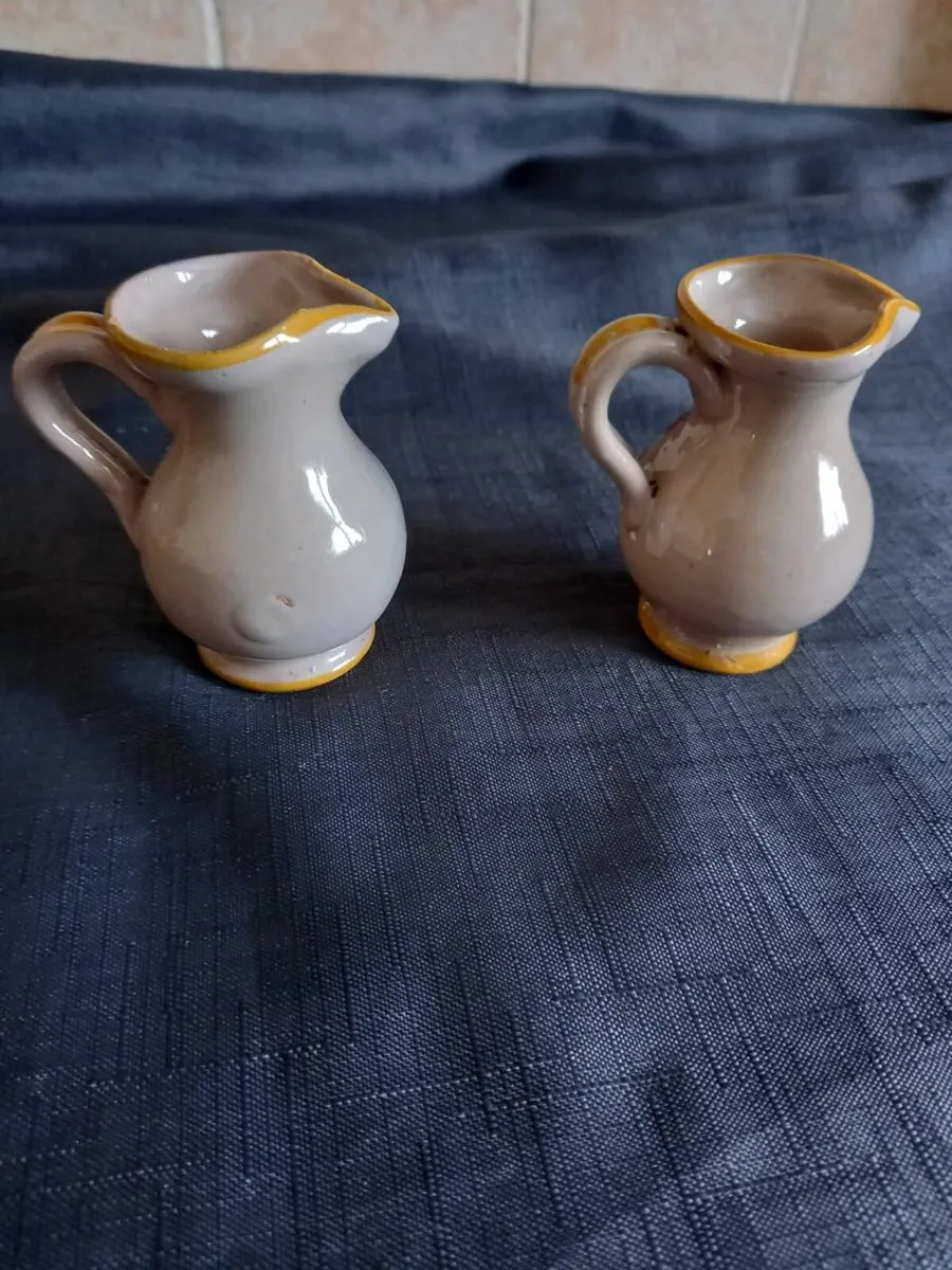 2 Small Pottery Jug's - Image 2