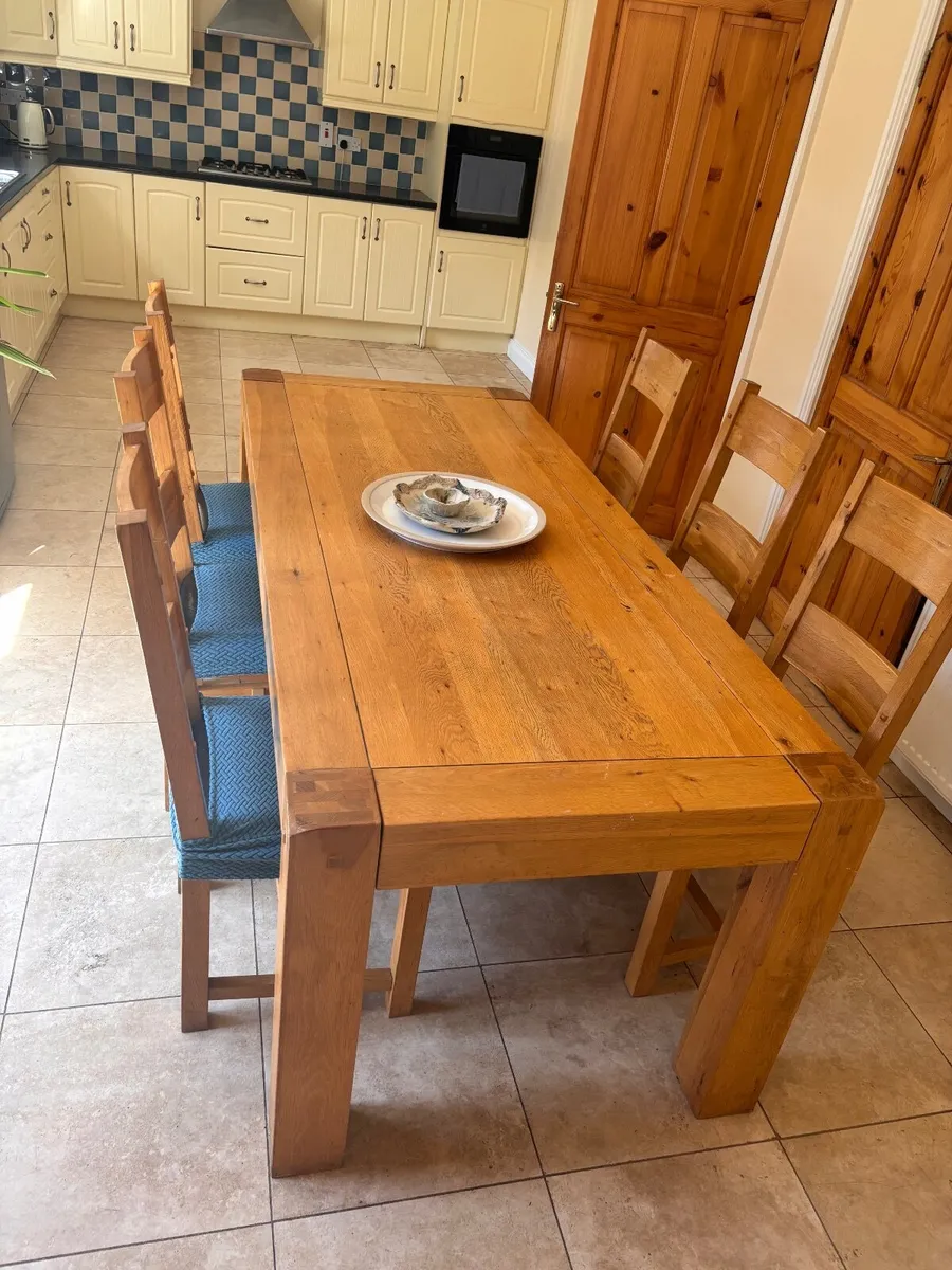 Dining Room Table & Chairs - Image 3