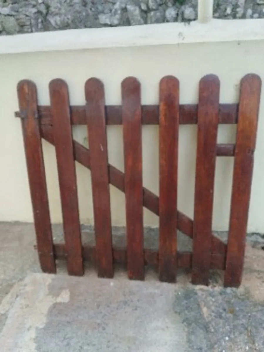 Vintage Burmese teak Wicket gate - Image 1