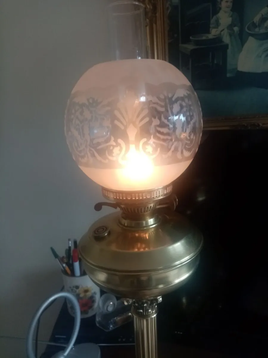 Victorian Oil Lamp - Image 2