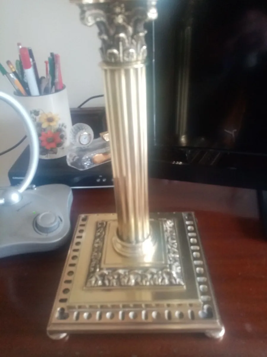 Victorian Oil Lamp - Image 3