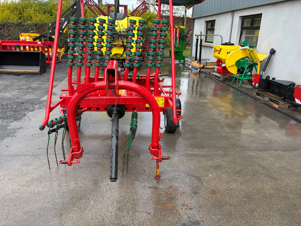 Kverneland 9443 Single rotor rake - Image 3