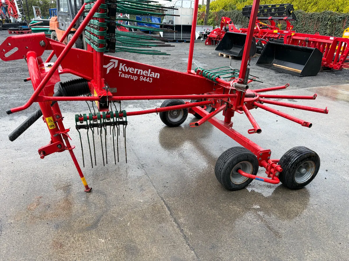 Kverneland 9443 Single rotor rake - Image 4