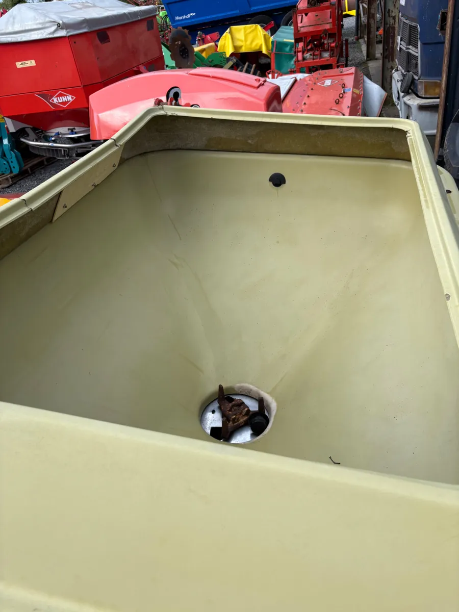 Fleming Fertiser spreader - Image 3