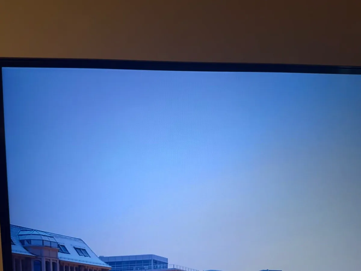 LG TV 49 inch - Image 4