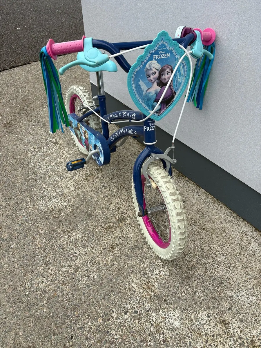 Girls 14 inch bike - Image 4