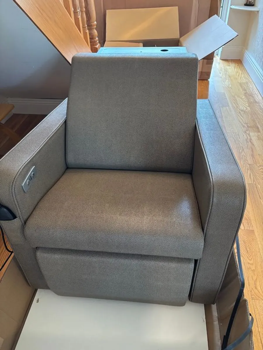 Back Wash Massage Unit with Foot Rest - new - Image 3