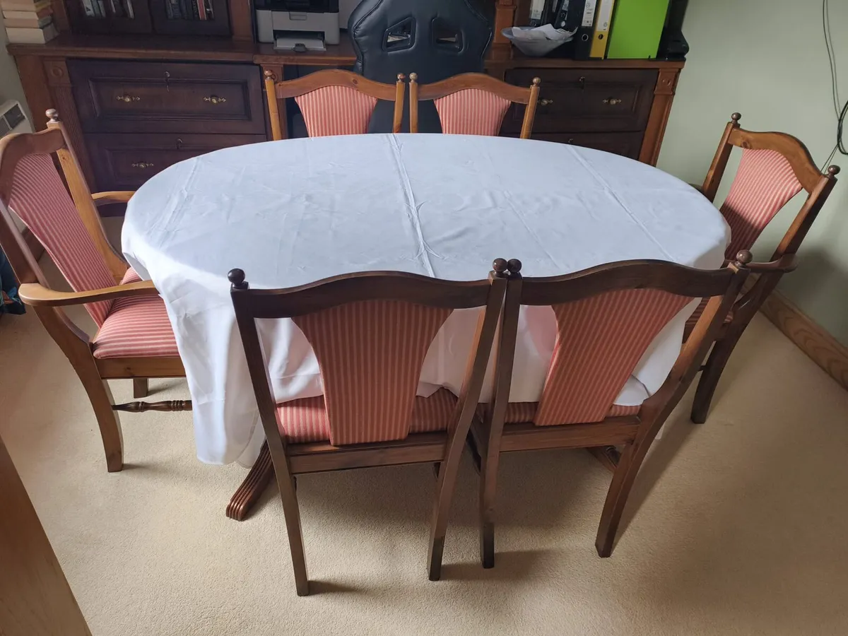 Dinning Room Table & Chairs  Extendable - Image 2