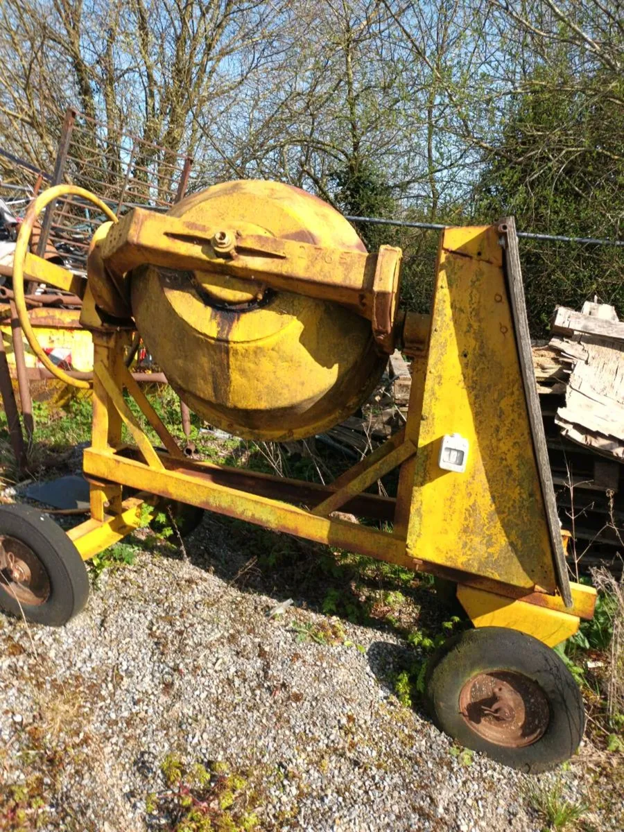 Cement Mixer - Image 1