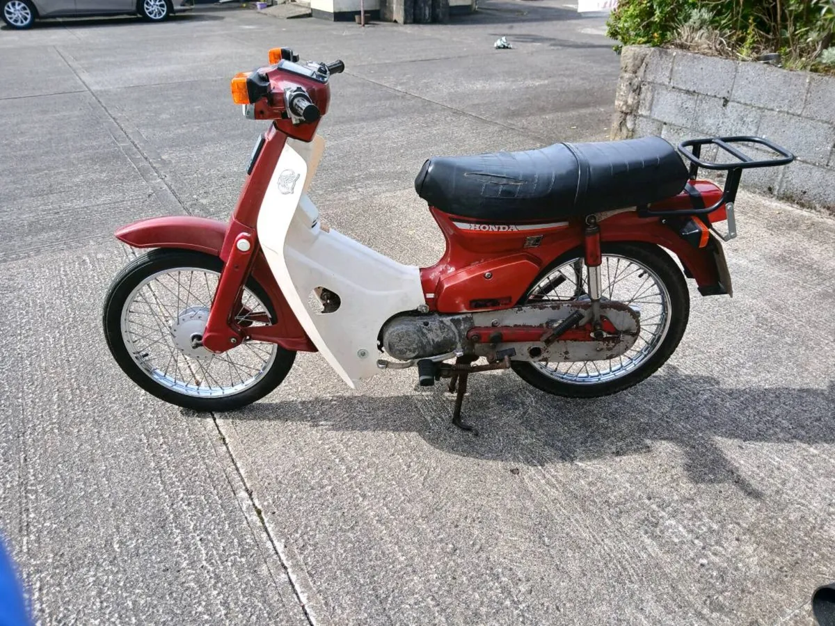 Honda C90 - Image 2