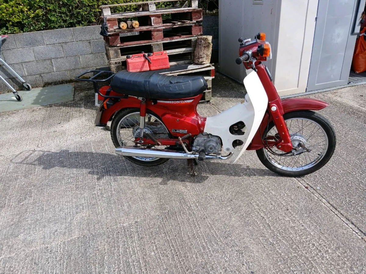 Honda C90 - Image 4