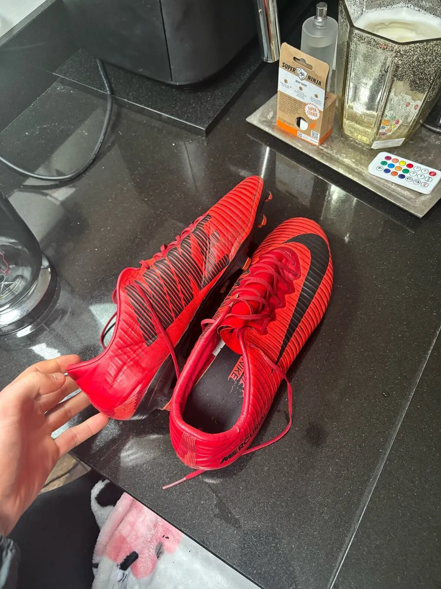 NIKE MERCURIAL VAPOR XI FIRE PACK - Image 2