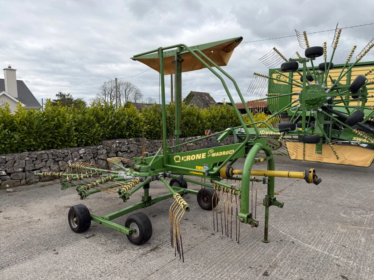 Krone Swardro 46 Single Rotor Rake - Image 1