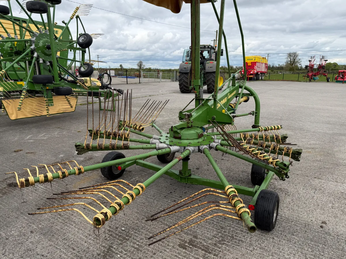 Krone Swardro 46 Single Rotor Rake - Image 4