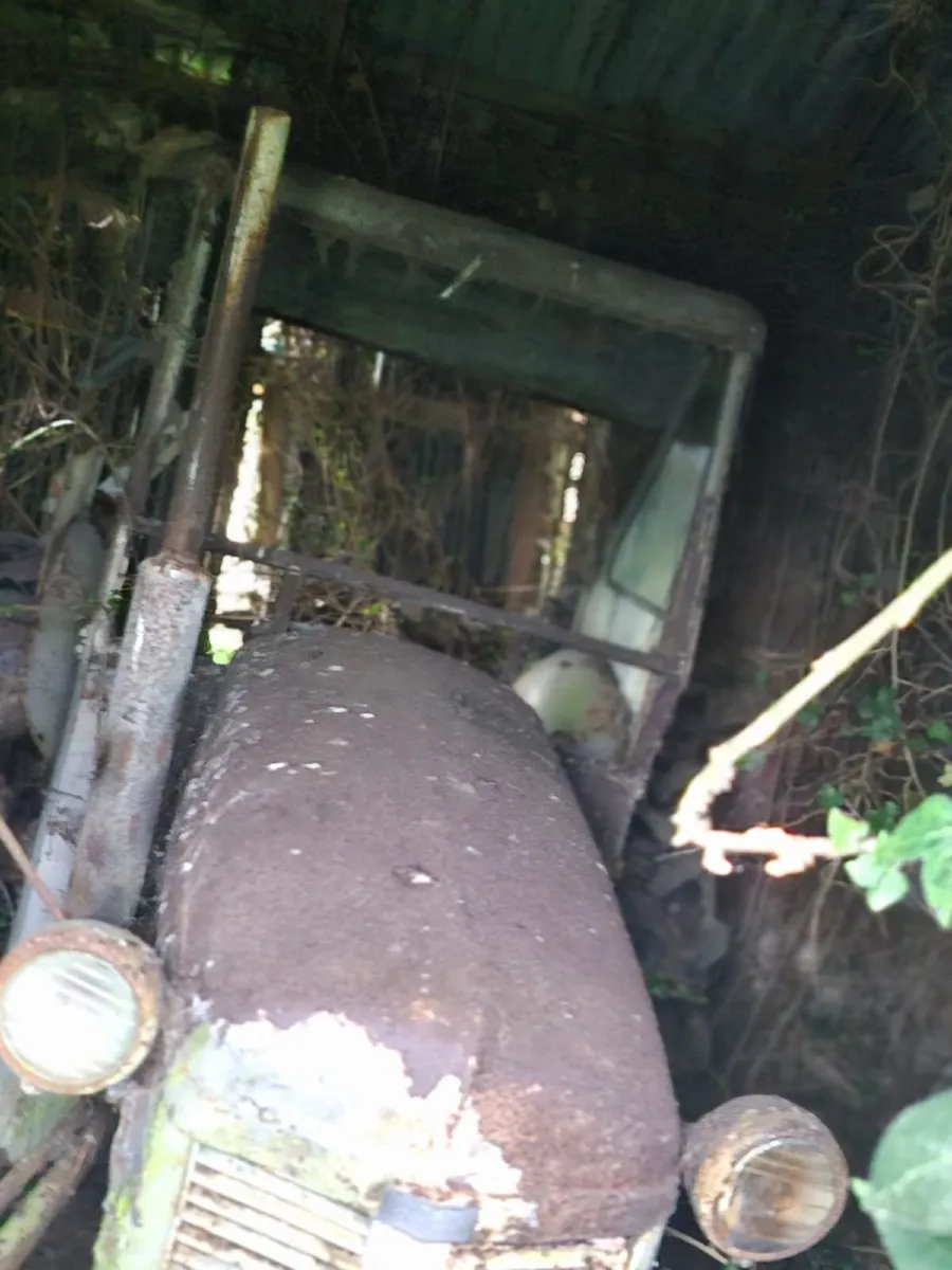 Tractor for Sale - Image 1