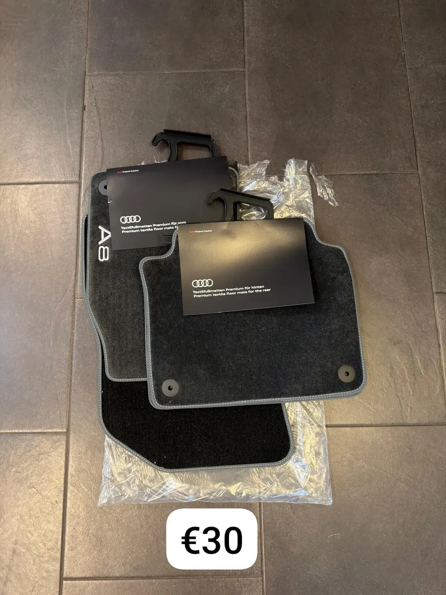 AUDI GENUINE ACCESSORIES - Image 3