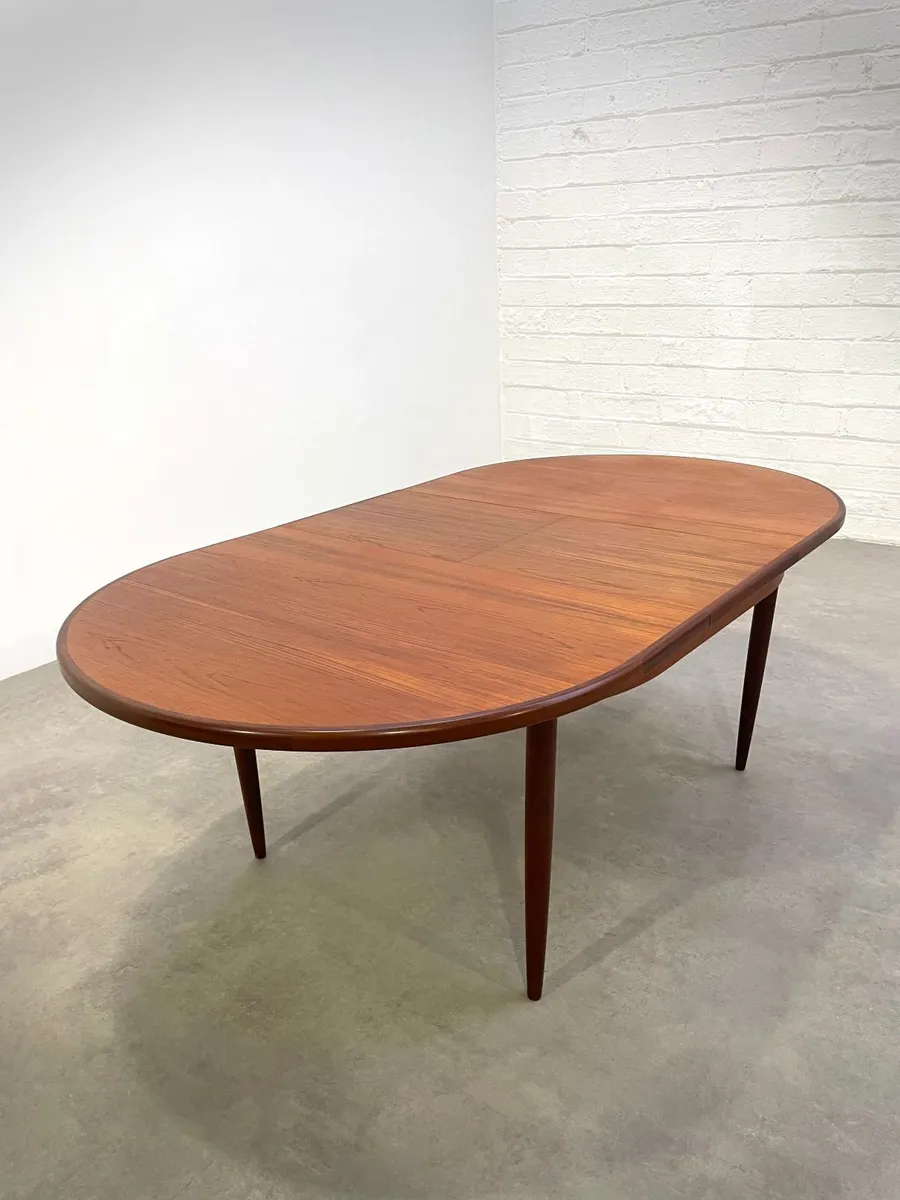 Mid-Century GPlan Dining Table - Image 4