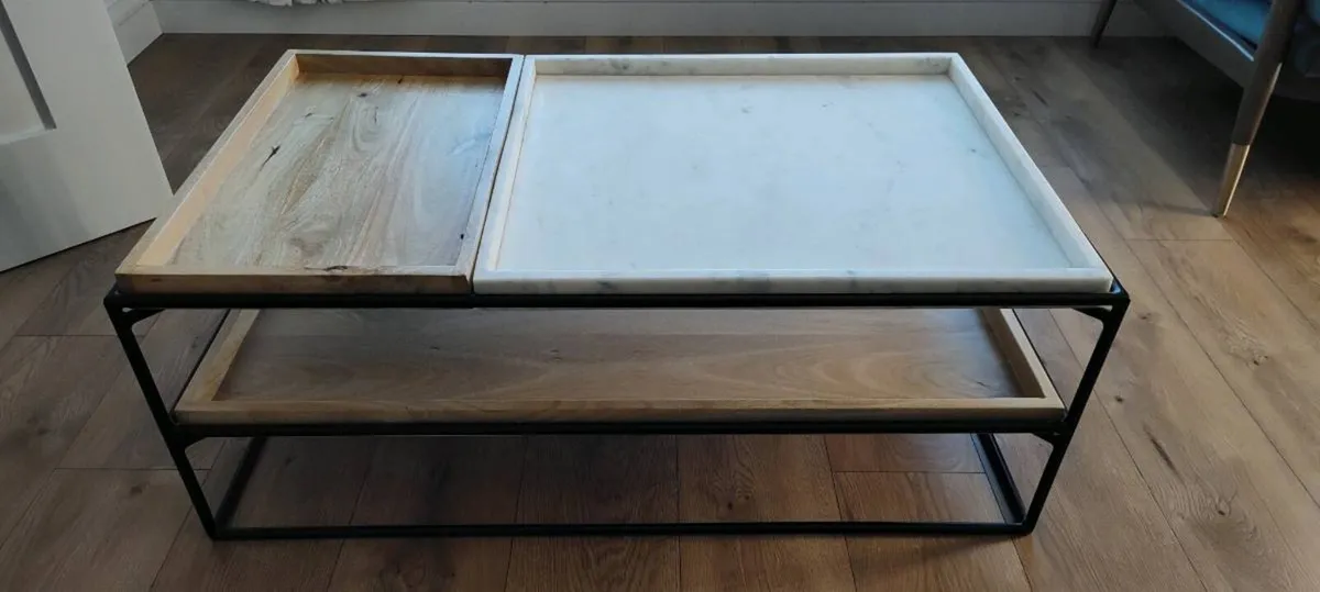 Coffee table - Image 1