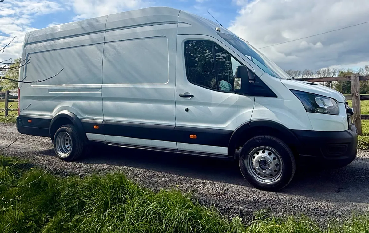 Ford Transit 2020 Twin Wheel - Image 3