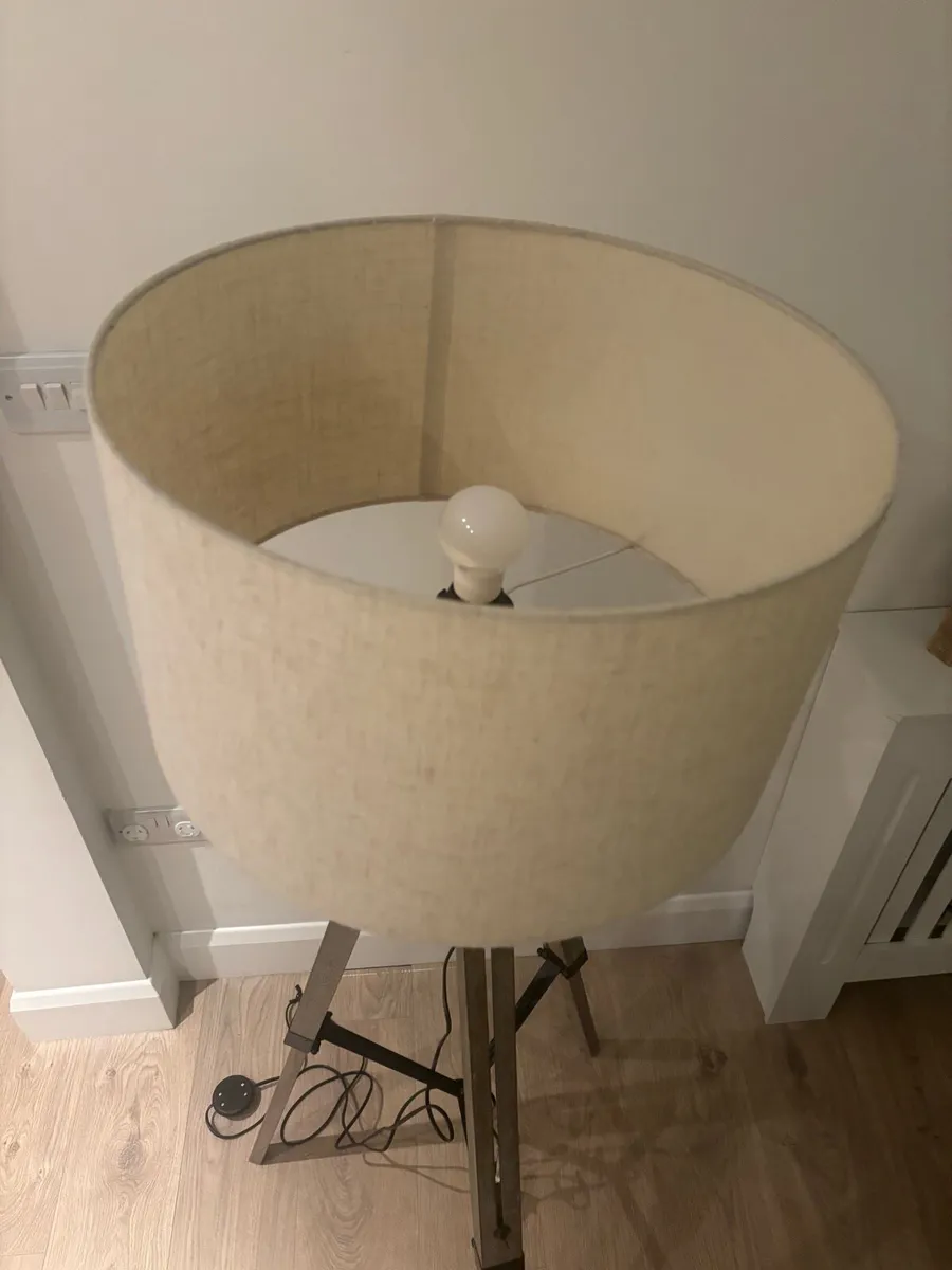 Standard lamp - Image 2