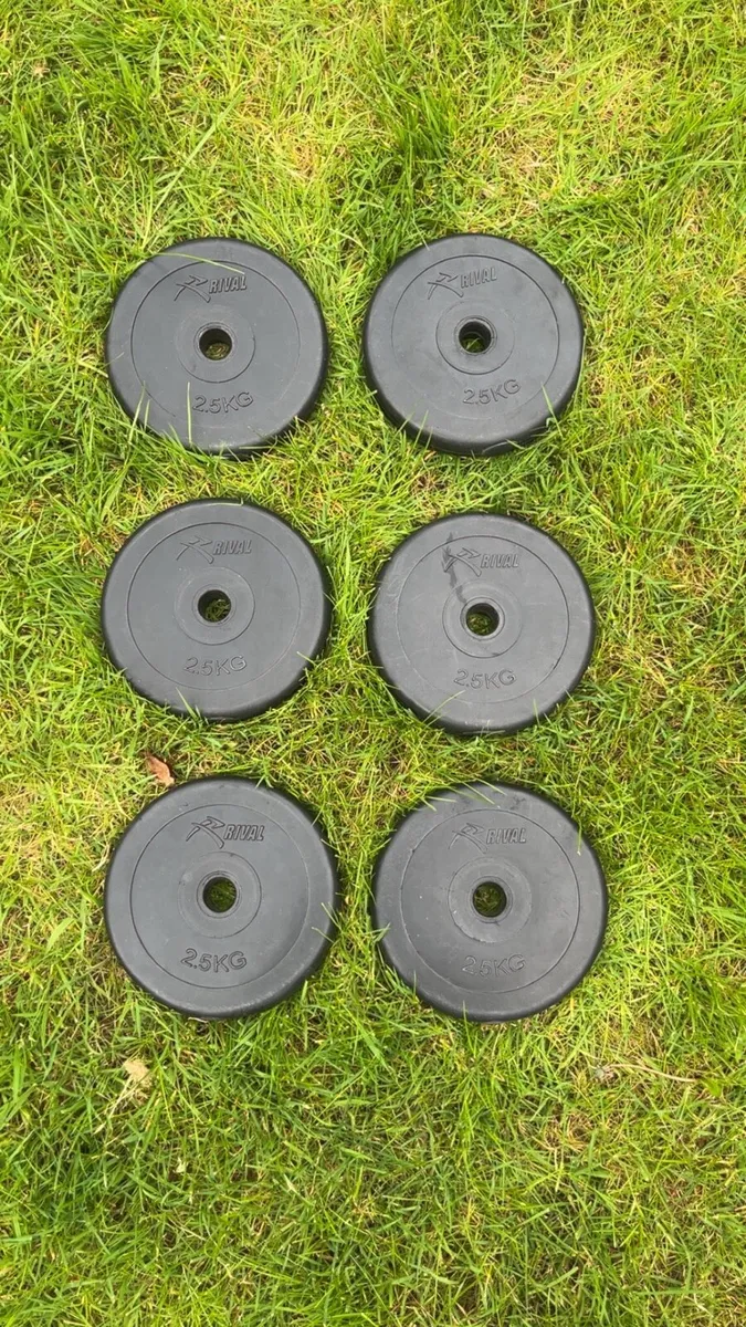 Multi use gym machine with weights and accessories - Image 3