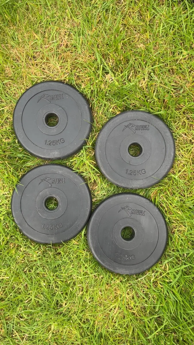 Multi use gym machine with weights and accessories - Image 4