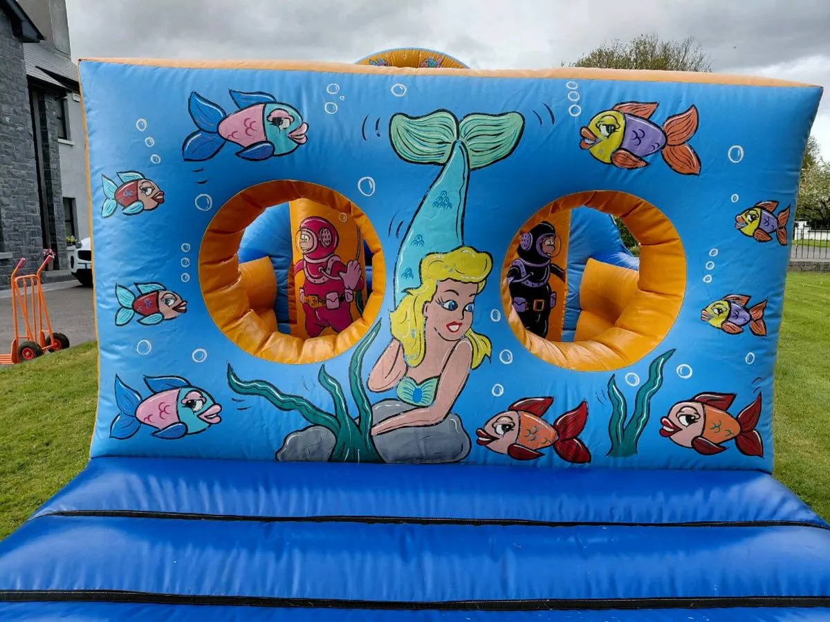 Bouncy castle - Image 4