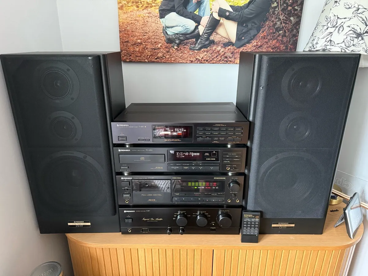 Pioneer HI-FI set - Image 2