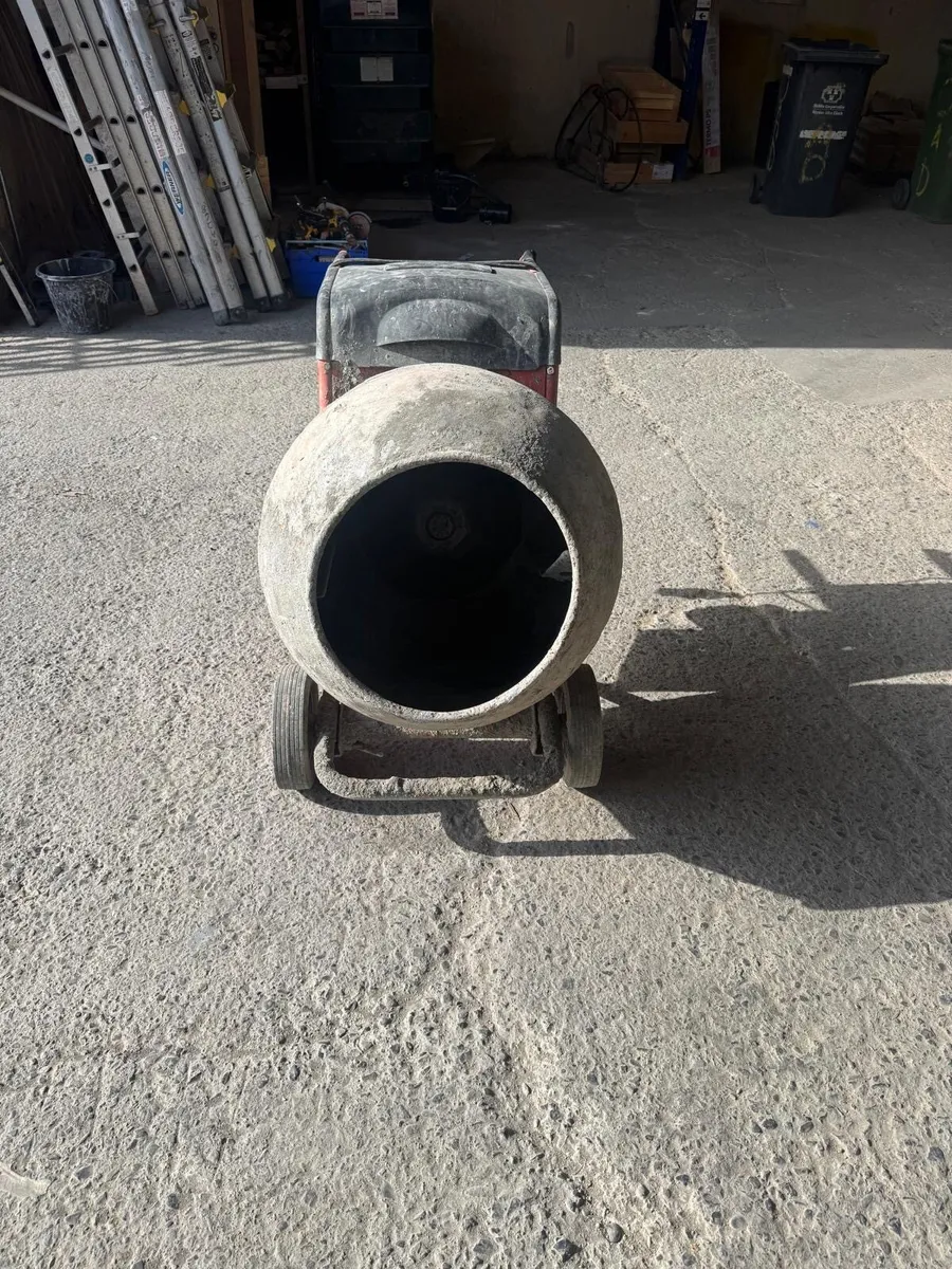 Cement mixer - Image 2