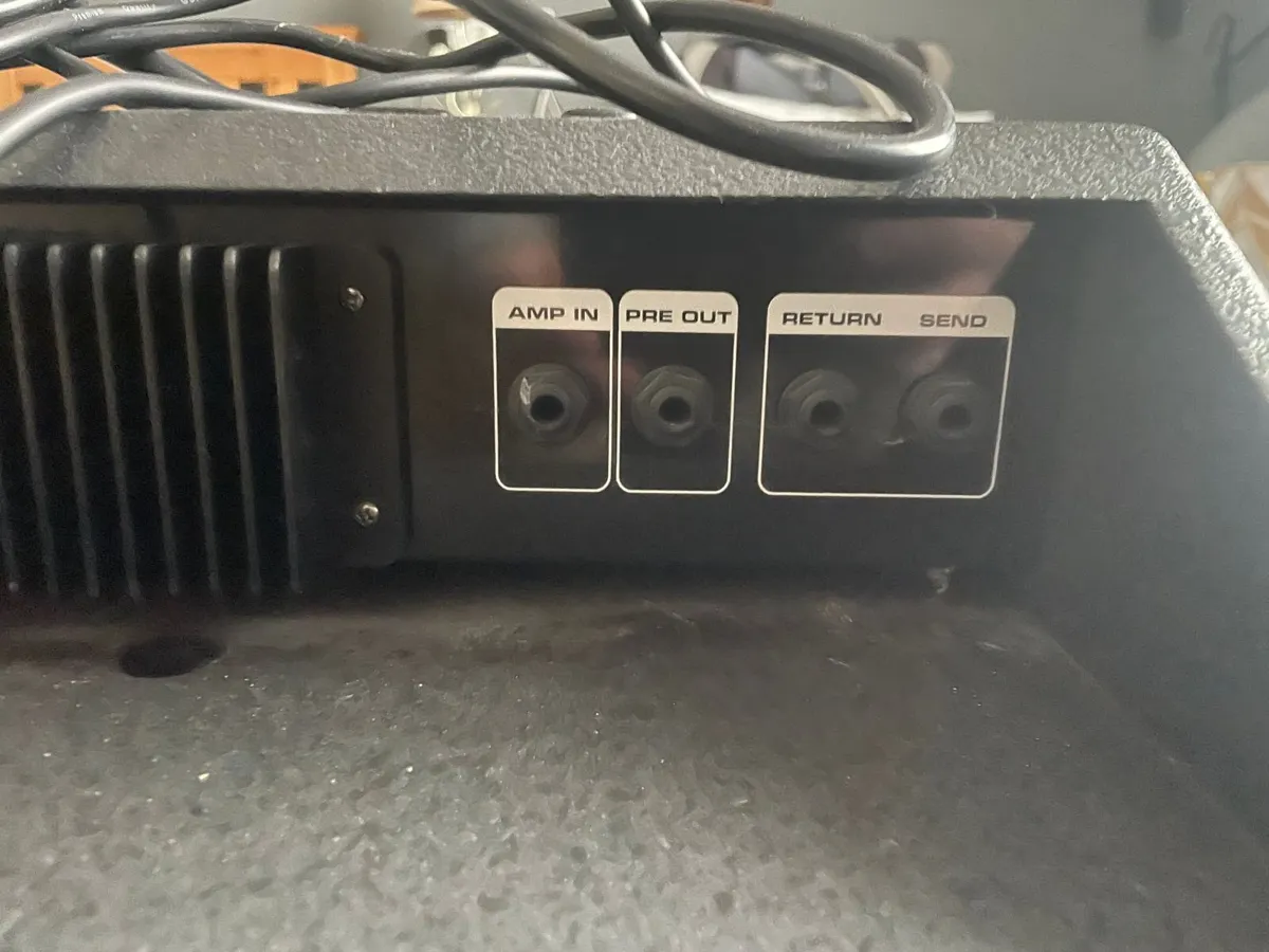 RedSub BP150plus 150W Bass Combo Amp — 15" speaker - Image 4