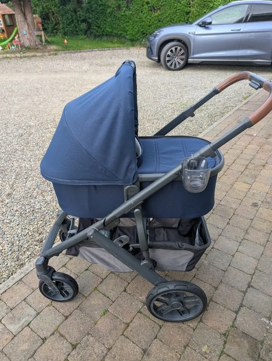 Uppababy V2 Buggy and Bassinet - Image 1