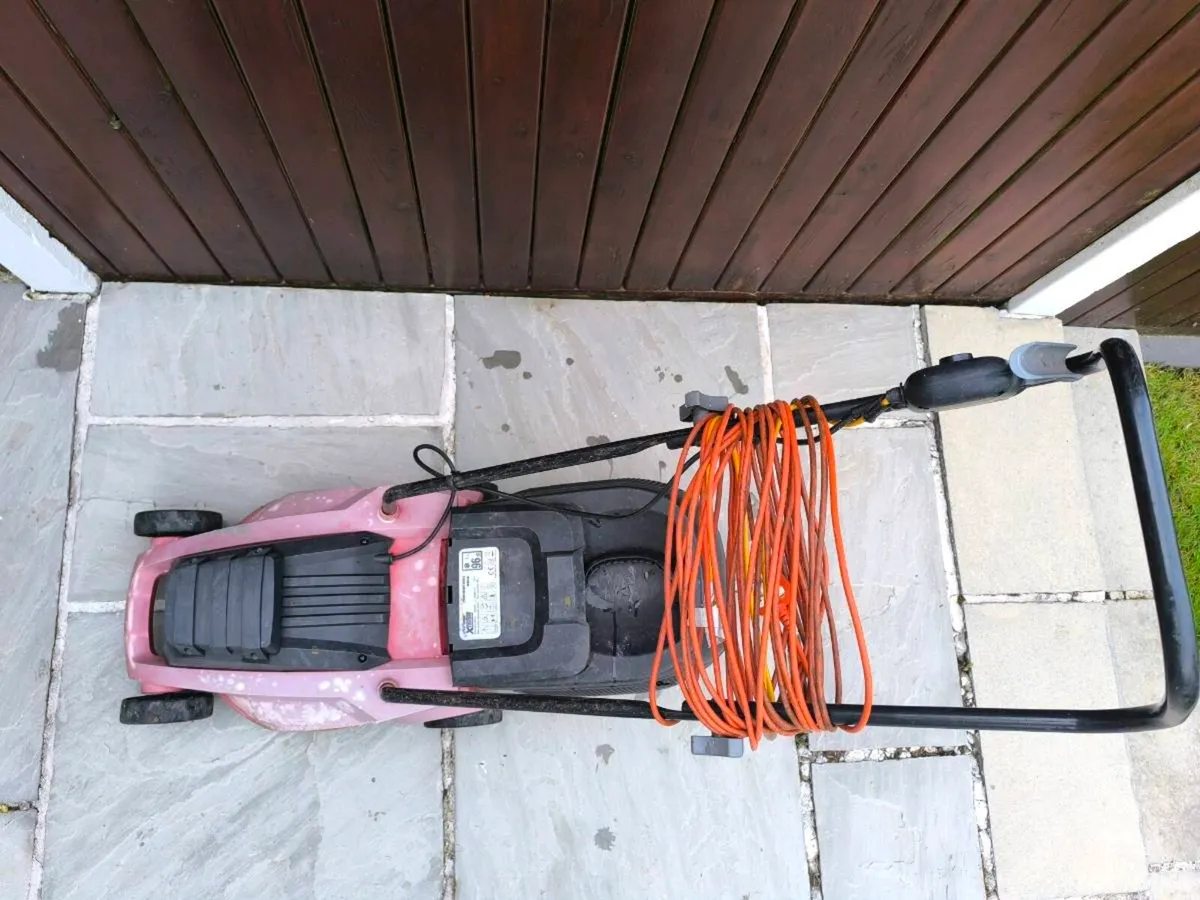 Electric lawnmower working great - Image 2